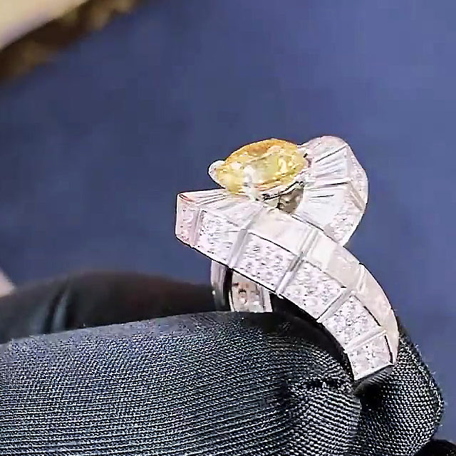 4ct Round Cut Yellow Sapphire Engagement Ring