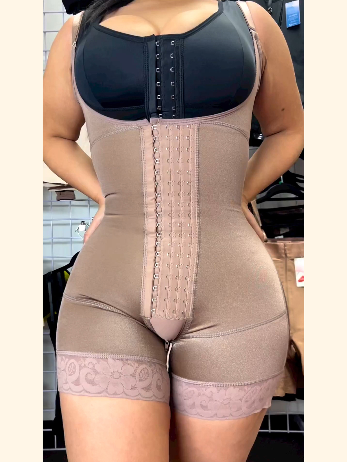 Mini Elegante 4 Row Hooks