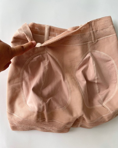 Butt Lifter Short At The Waist With Cheeky Rods