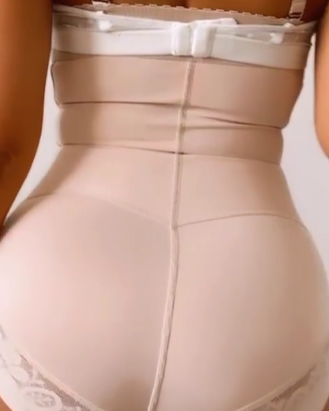 Strapless body shaper with lace