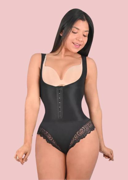 BODY CACHETERO CURVY NEGRO