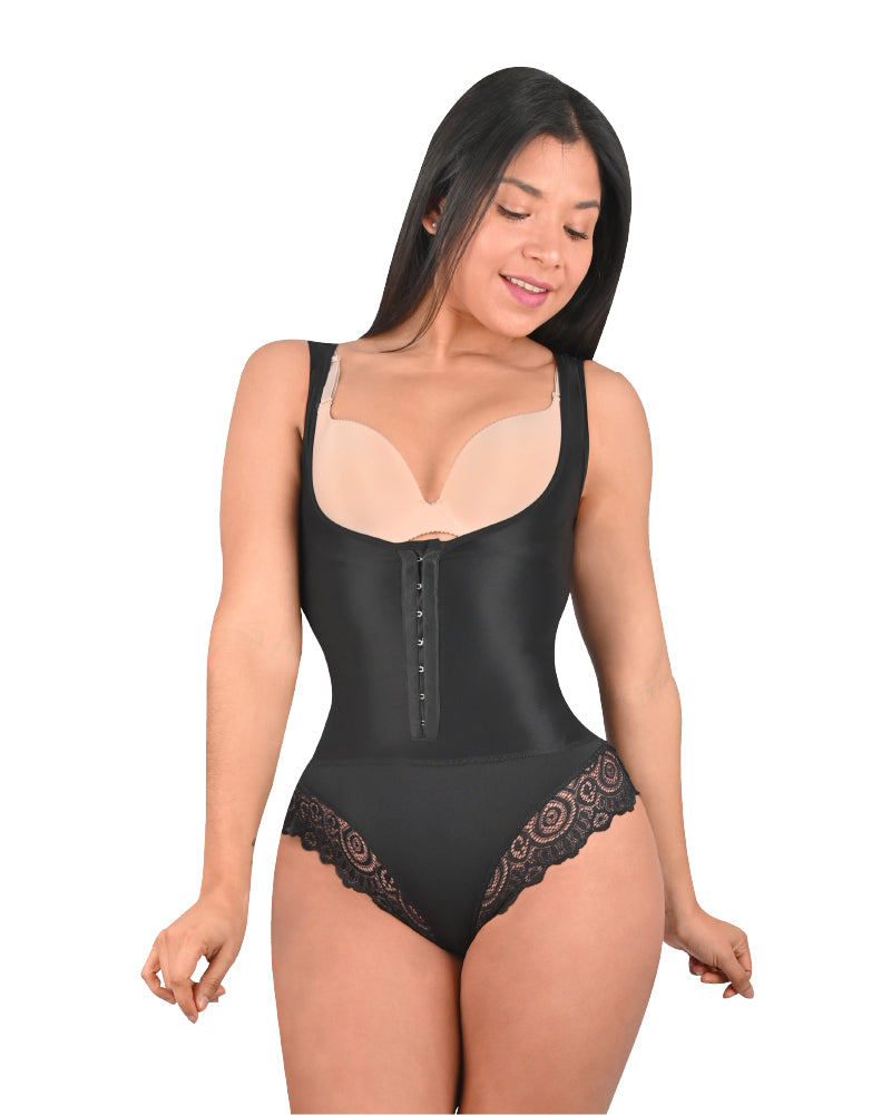 BODY CACHETERO CURVY NEGRO