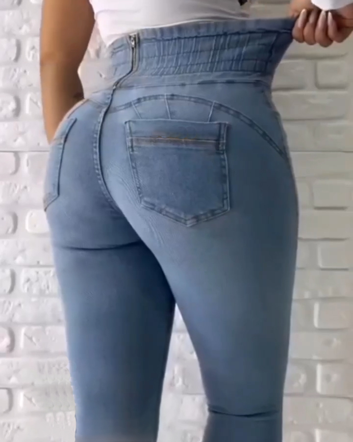 Ripped Skinny Stretch Jeans