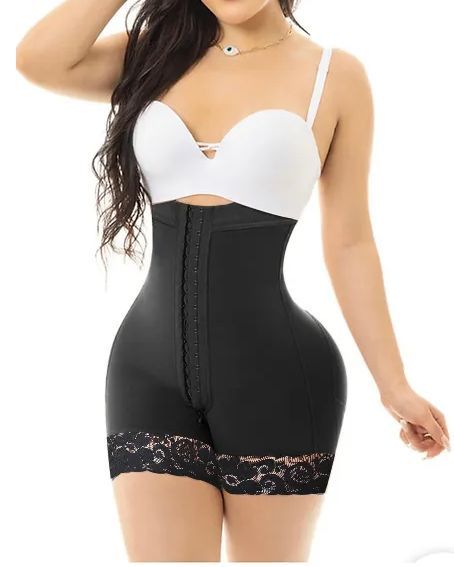 Detachable Strap Shapewear Shorts