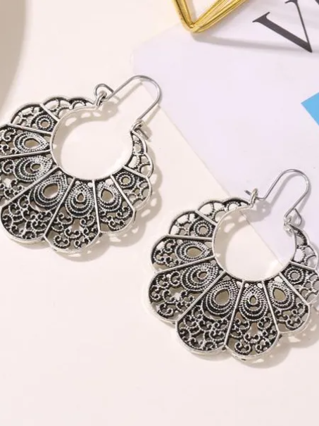 Vintage Geometric Openwork Flower Earrings-curvy-faja