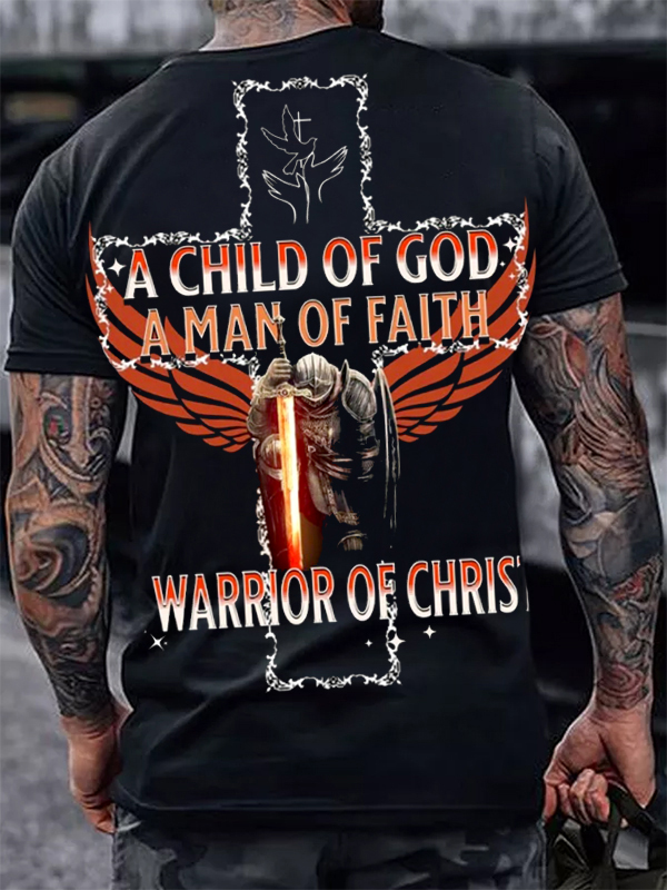 A child of God, a man of faith, a warrior for Christ. Men's Casual T-Shirts