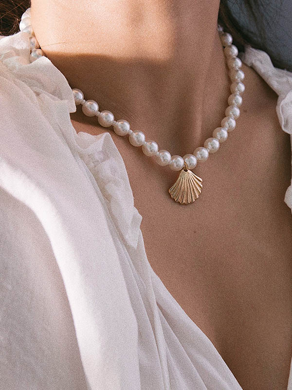 Simple Single-Layer Geometric Round Bead Scallop Necklace