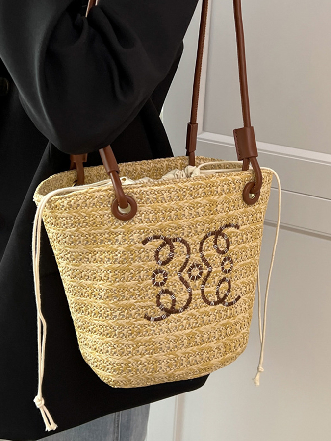 Trendy Straw Beach Bag