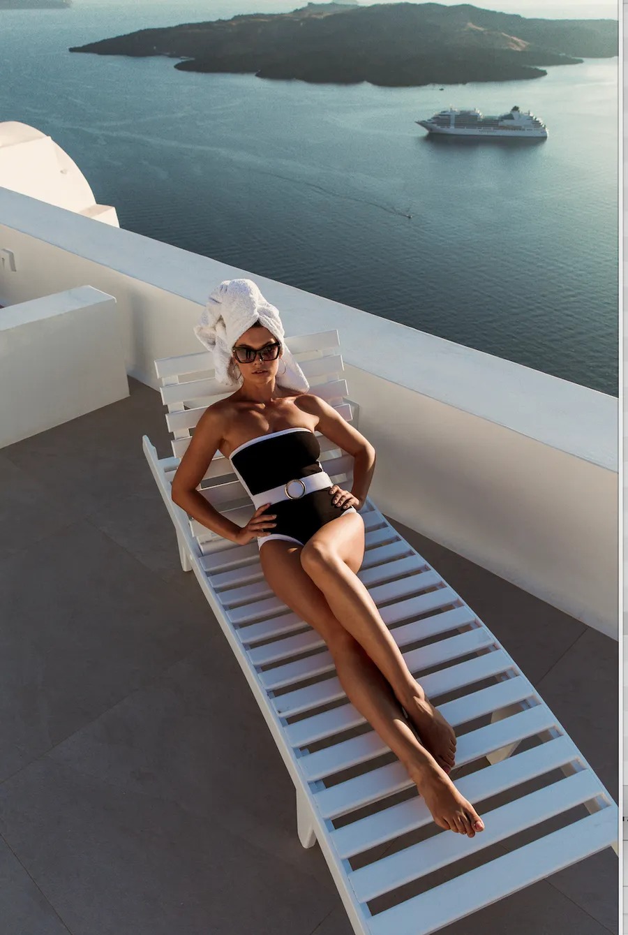 BANDEAU COLOR BLOCK ONE PIECE SWIMSUIT