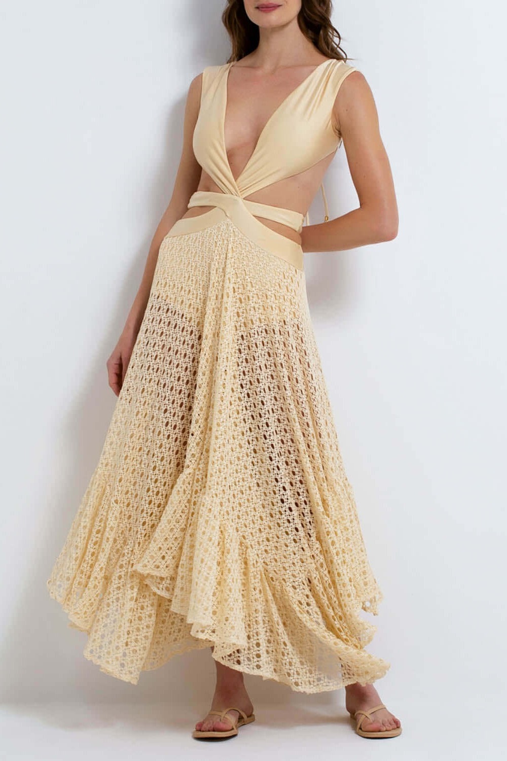 SLEEVELESS BEACH SWIMSUIT