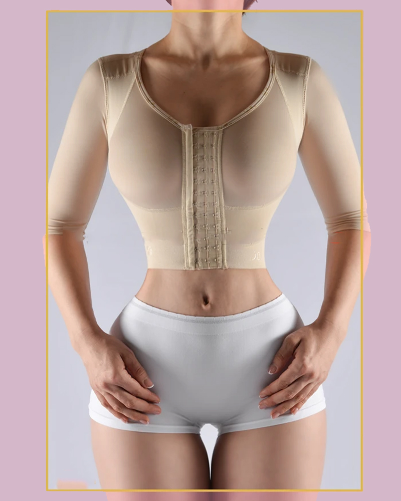 Top sin tirantes con capucha con botonadura en la manga media