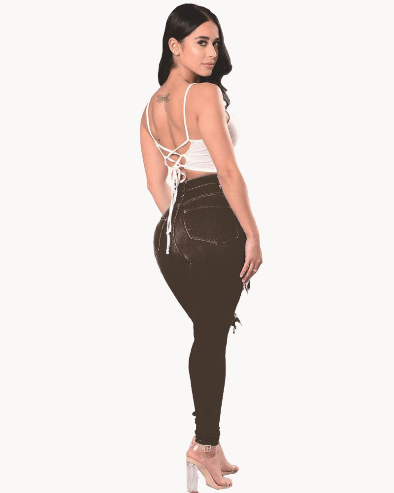 Pantalones vaqueros rasgados de mujer