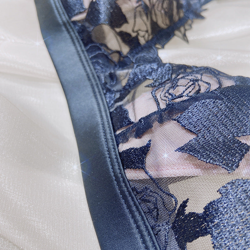 Sujetador fino de encaje sexy con bordado de rosa triangular