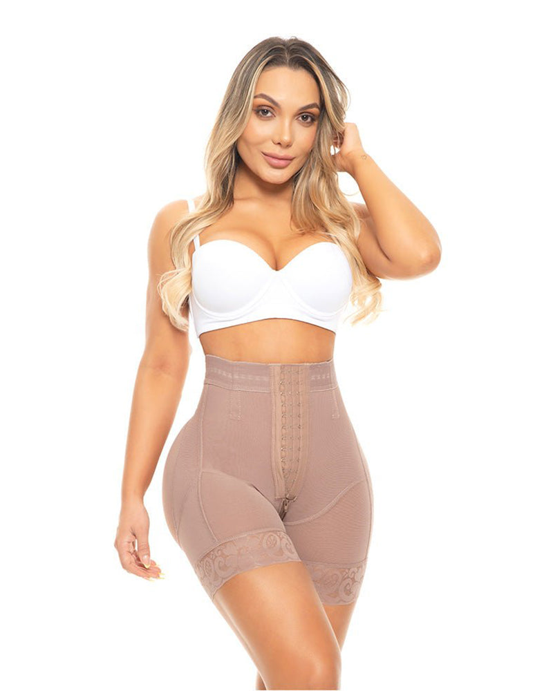 Short push up de cintura alta con 3 filas de broches y realce bootylic