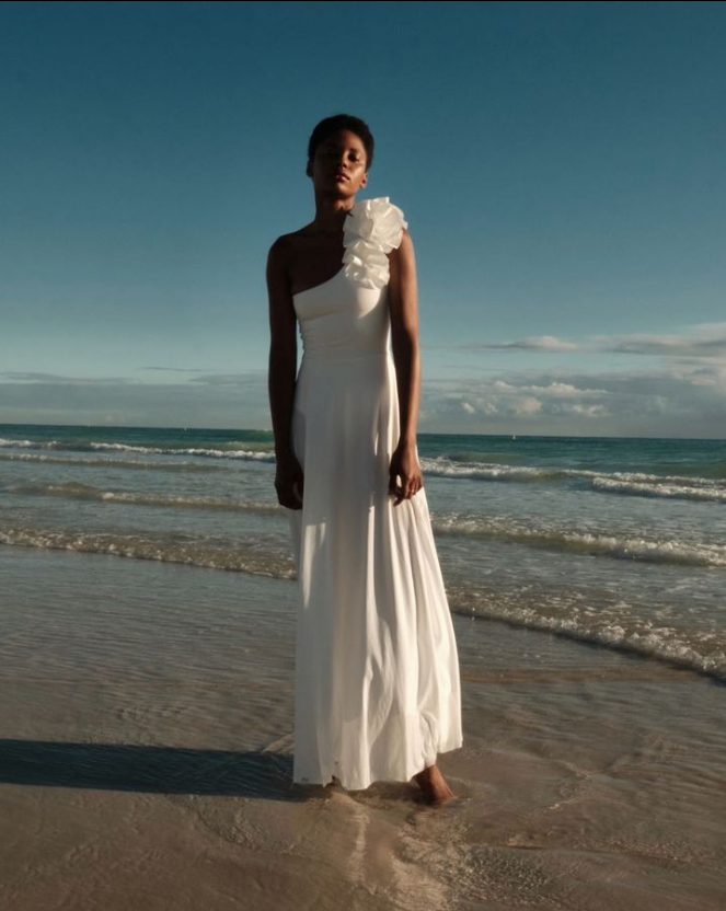 Ruffled Single-Shoulder One-Piece Swimsuit