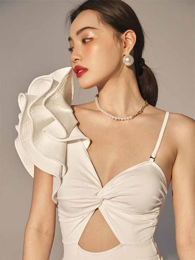 Classy Retro One Shoulder Ruffle Sexy One Piece Swimsuit