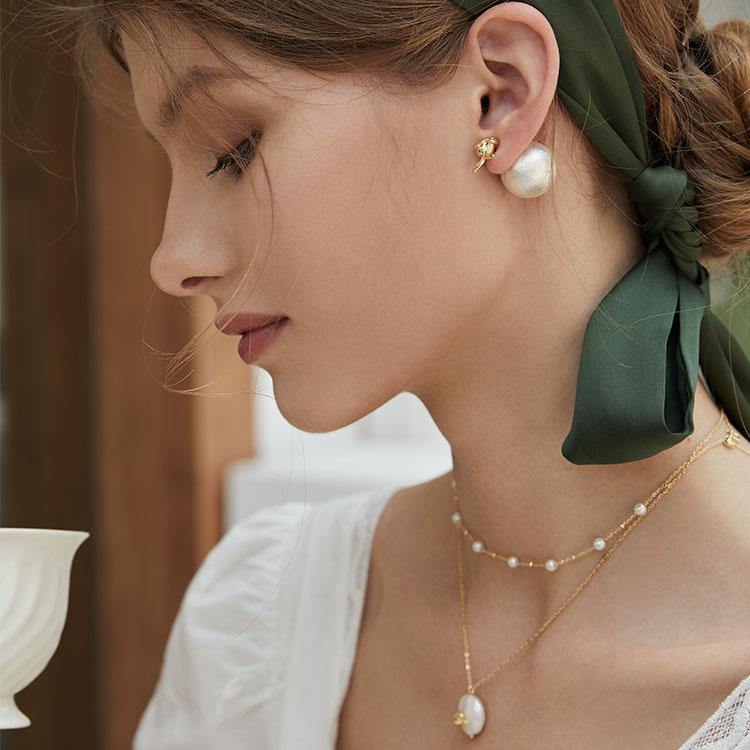 Baroque Rose Pearl Stud Earrings Necklace Set