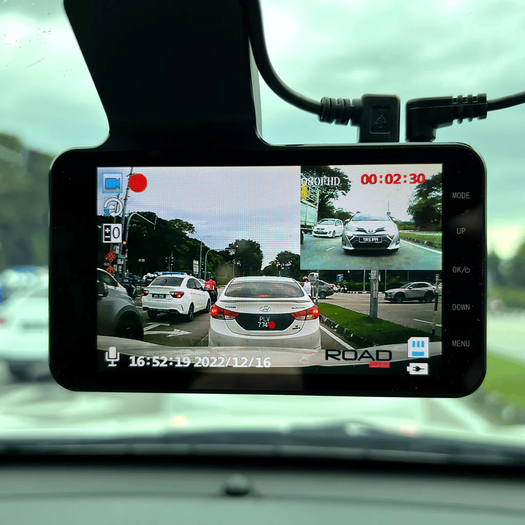 【✈ Ingyenes szállítás - Új érkezés 】 ROADCAM R2 Javítsa a vezetés biztonságát kiváló minőségű műszerfali kamerákkal