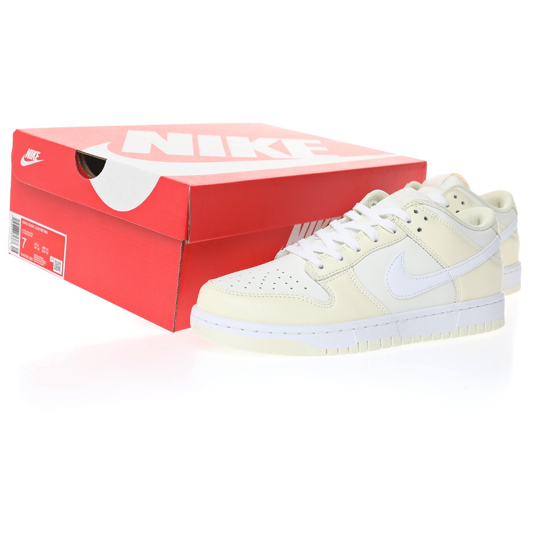 Nike SB Dunk Low"Coconut Milk"