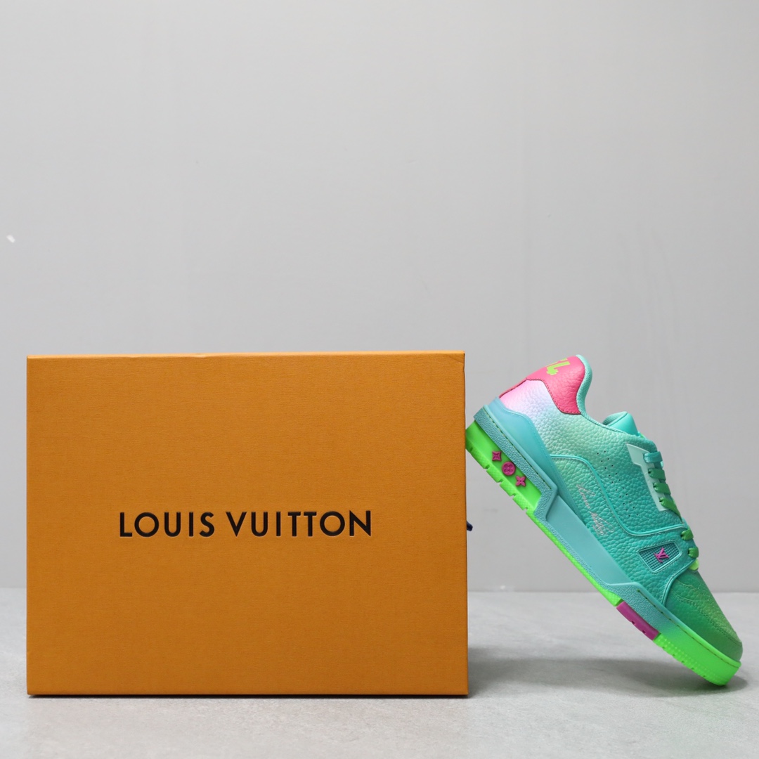 LOUIS VUITTON TRAINERS