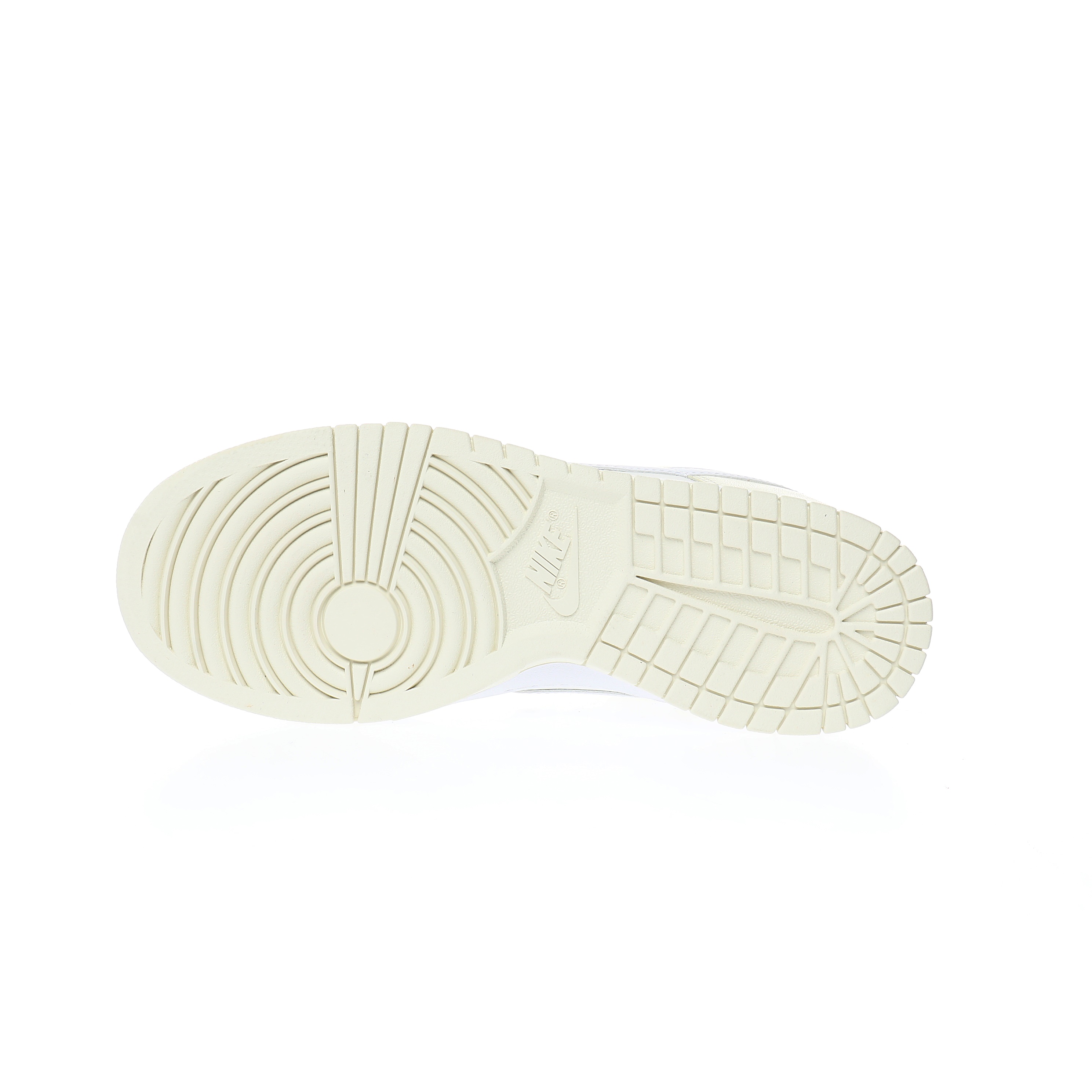 Nike SB Dunk Low"Coconut Milk"