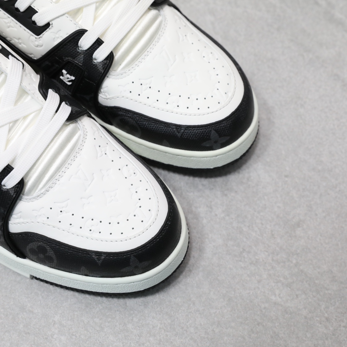 Louis Vuitton trainers