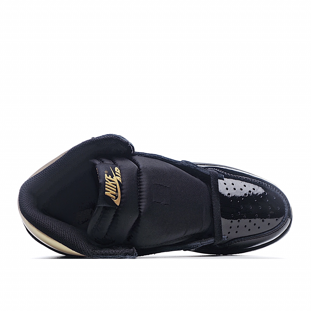 Air Jordan 1 “Black/Metallic Gold” 