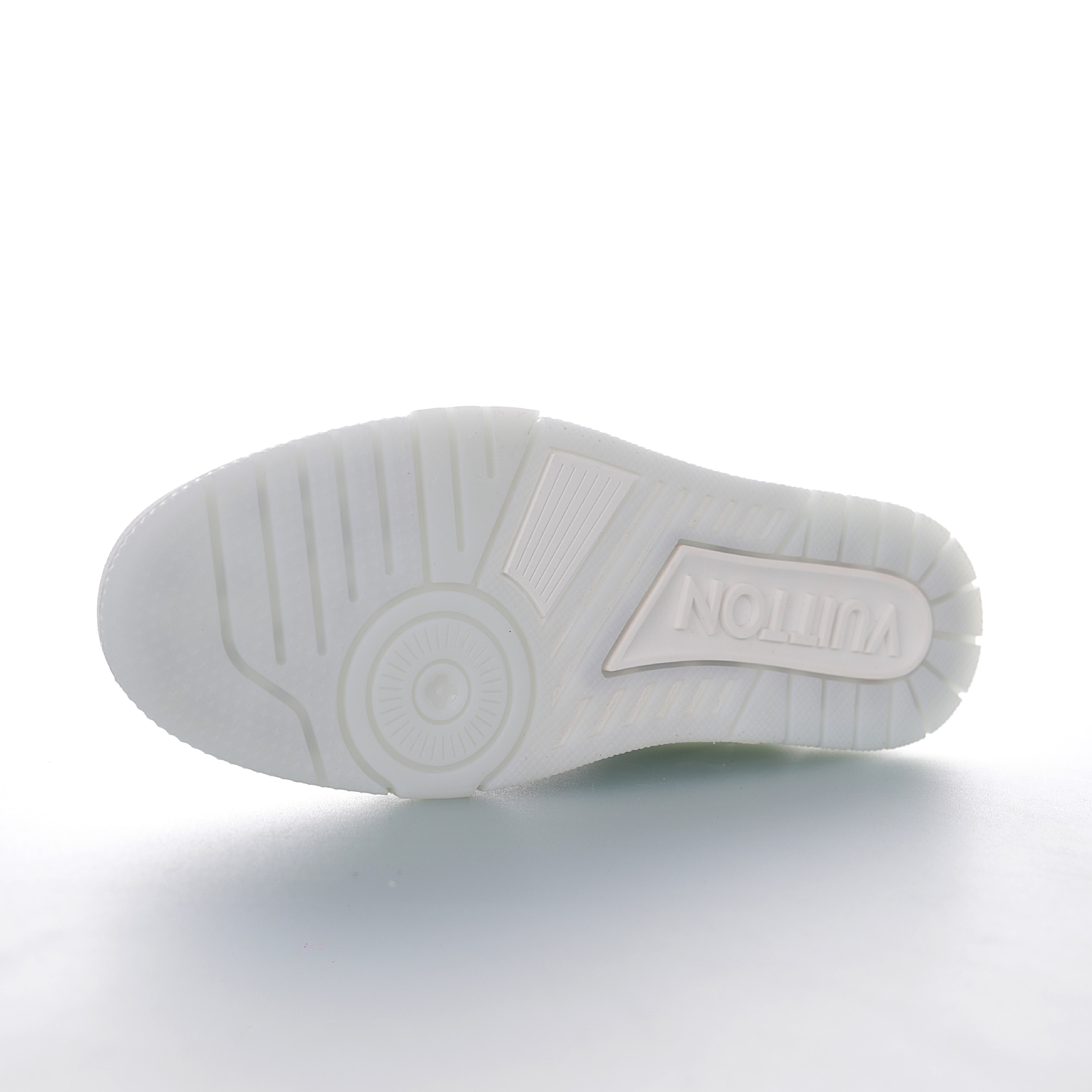 Louis Vuitton Trainer Sneaker Low