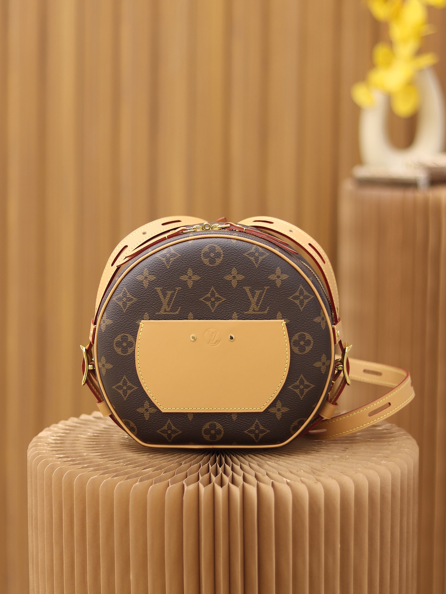 LV BOITE CHAPEAU SOUPLE