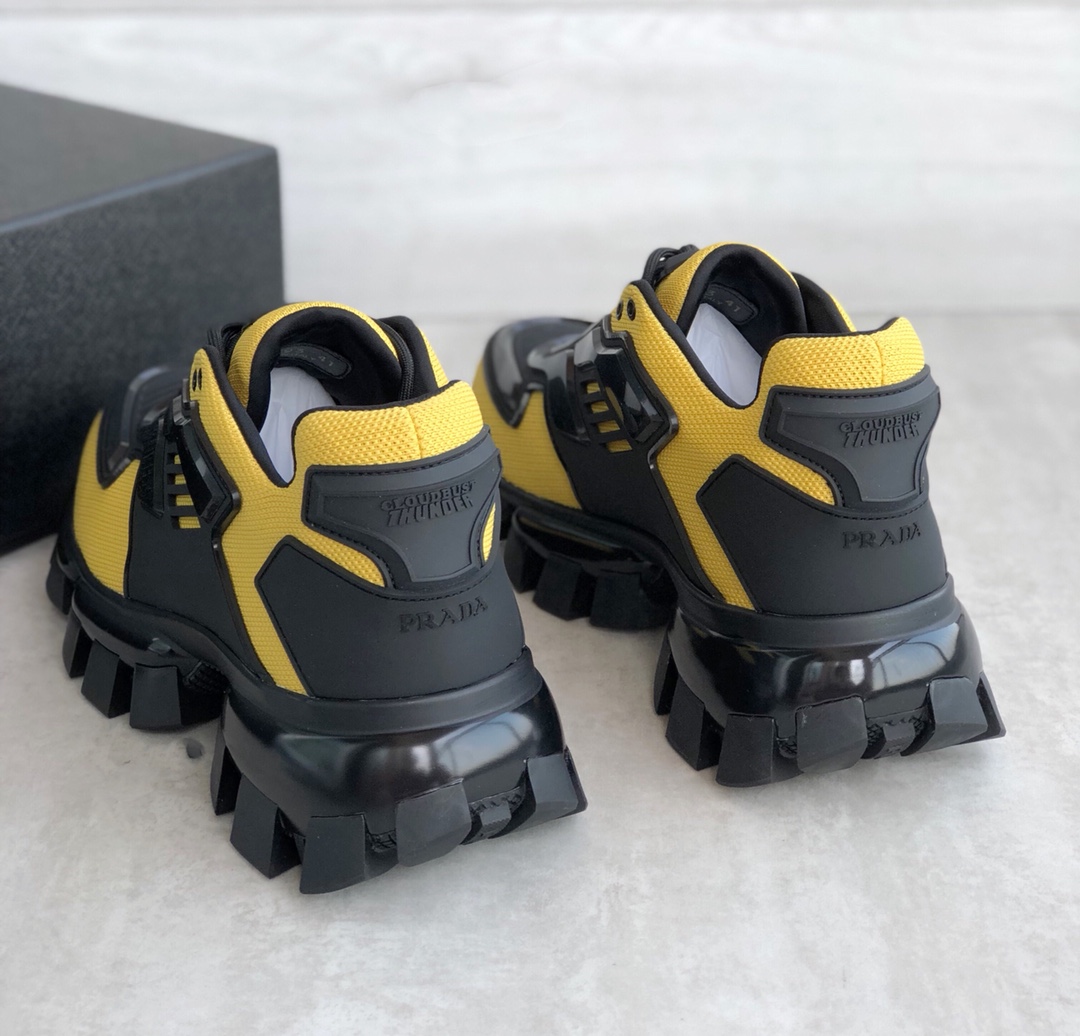 PRADA SNEAKER