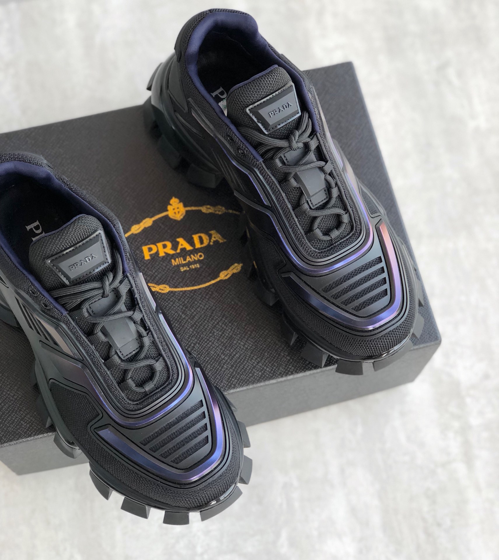 PRADA SNEAKER