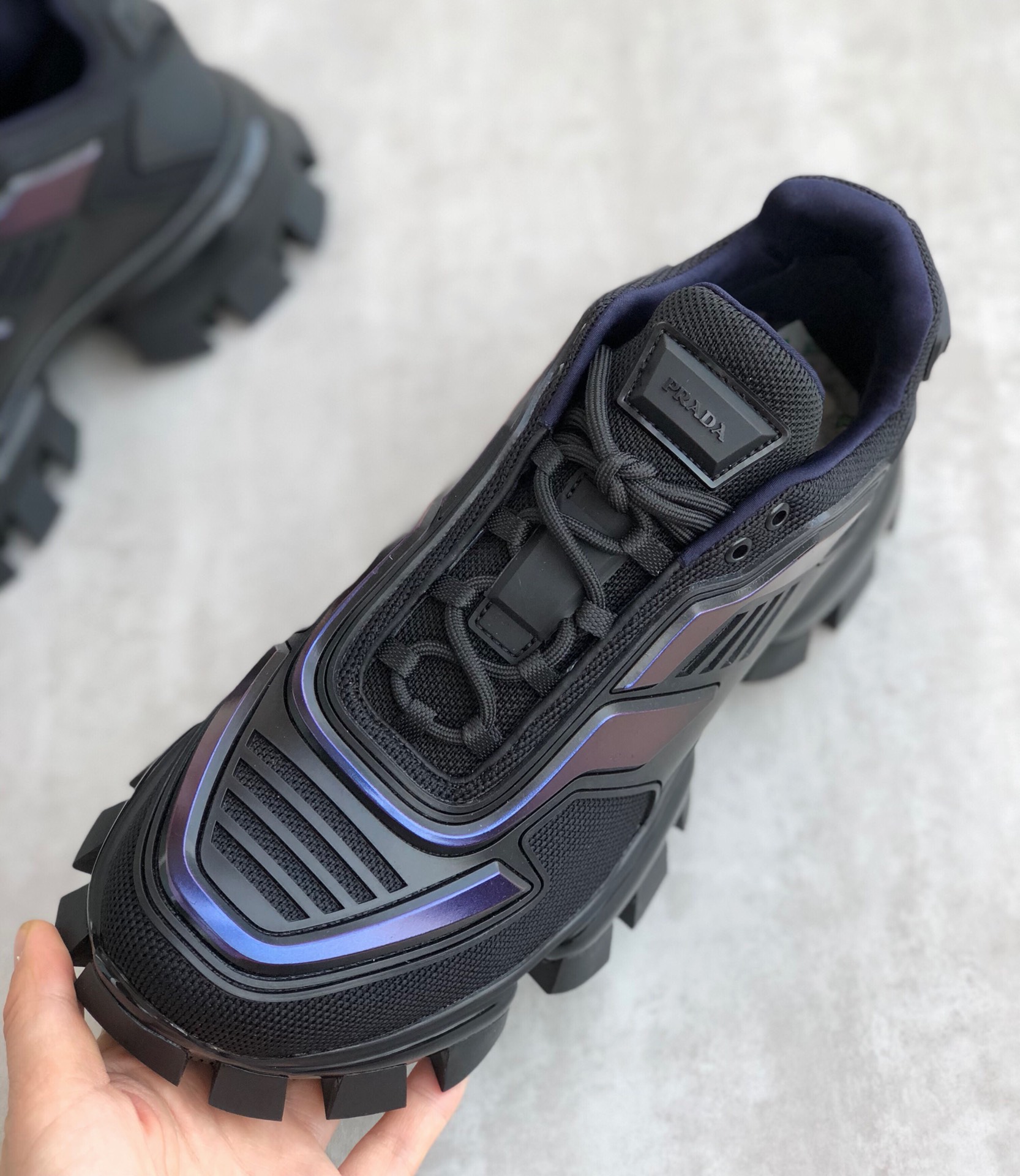PRADA SNEAKER