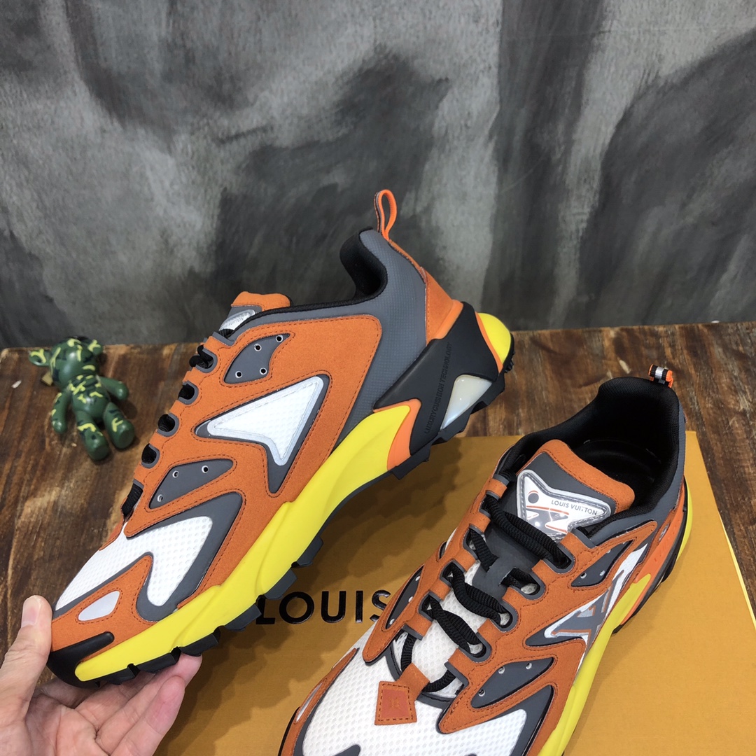 LV RUNNER TATIC