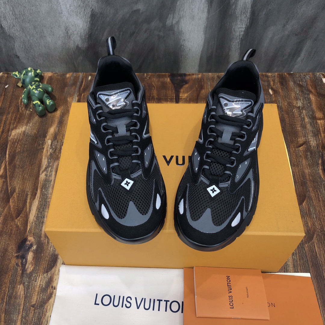 LV RUNNER TATIC
