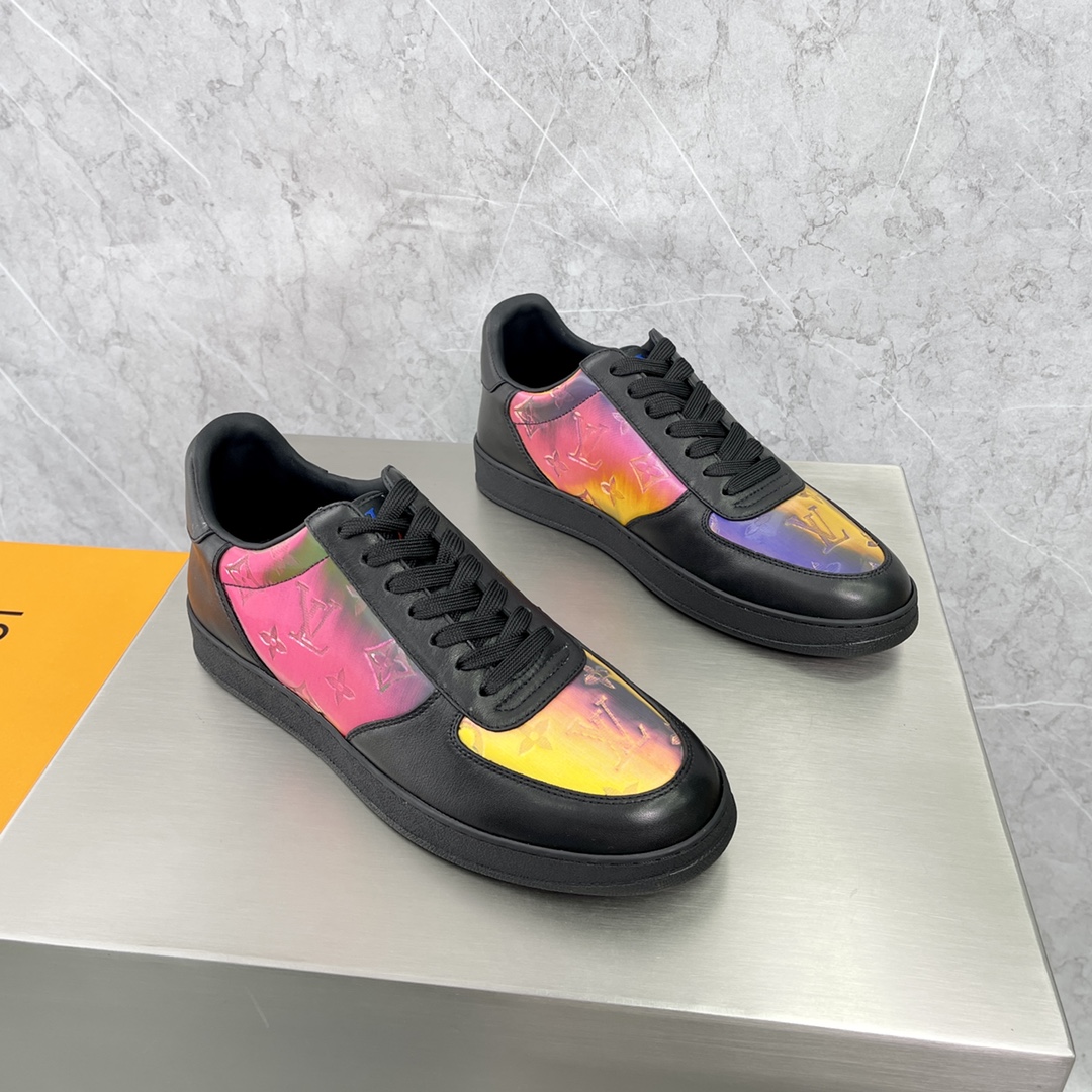 LOUIS VUITTON Rivoli
