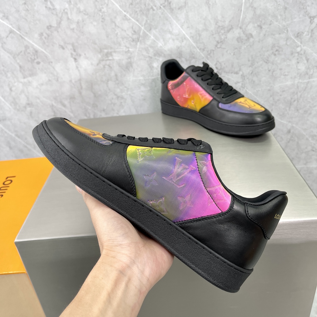 LOUIS VUITTON Rivoli