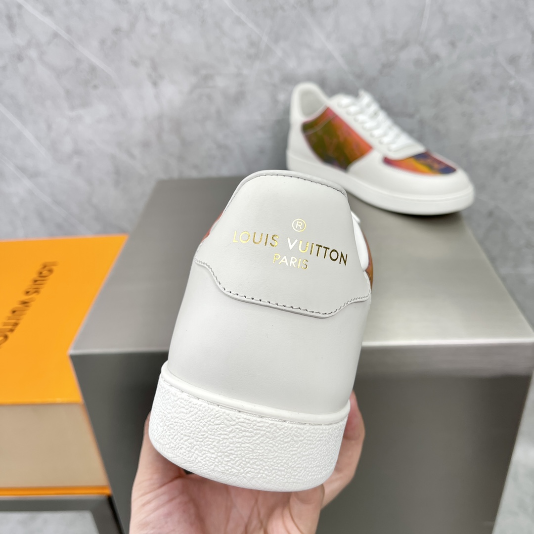 LOUIS VUITTON Rivoli