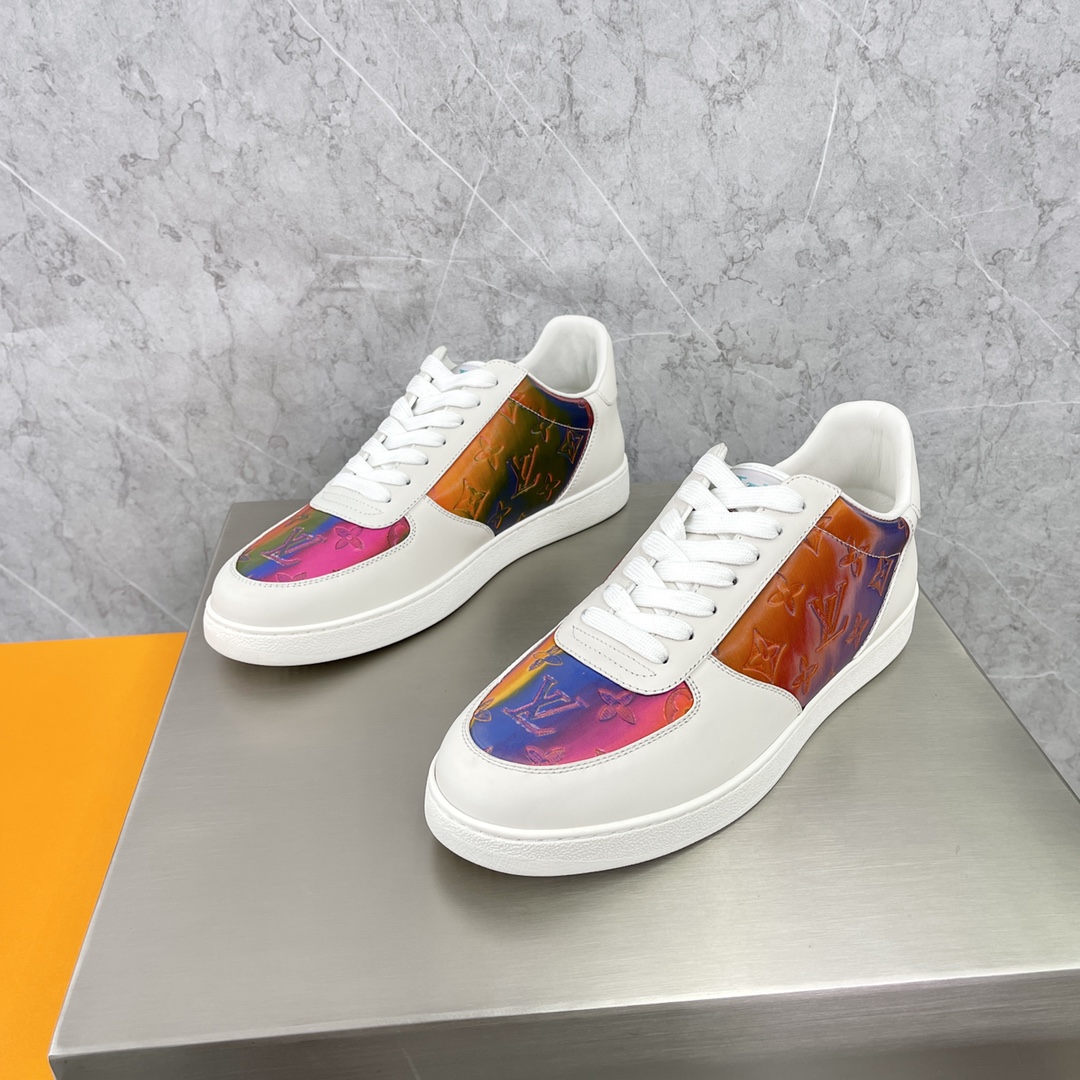 LOUIS VUITTON Rivoli