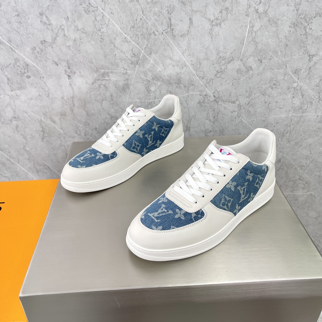 LOUIS VUITTON Rivoli