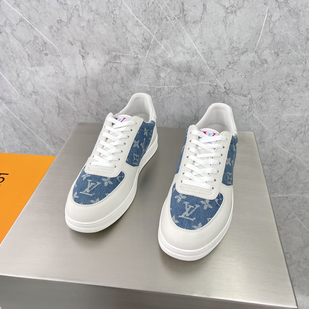 LOUIS VUITTON Rivoli