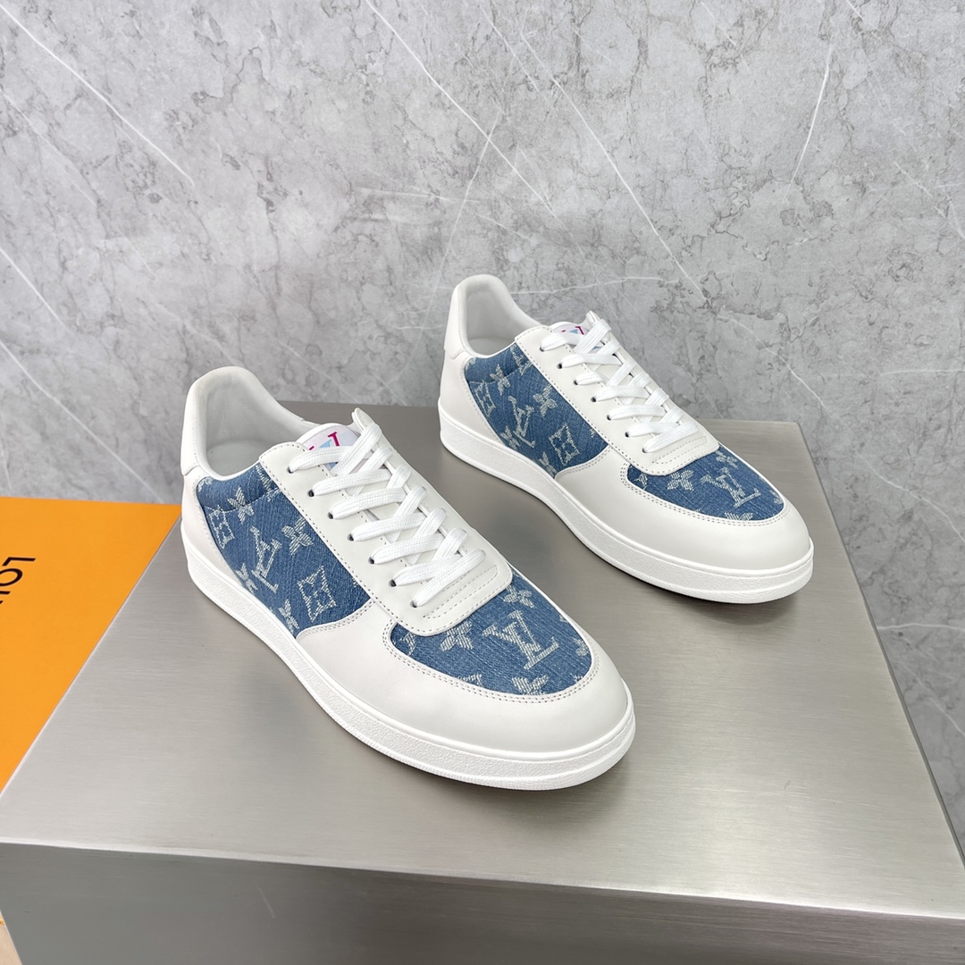 LOUIS VUITTON Rivoli