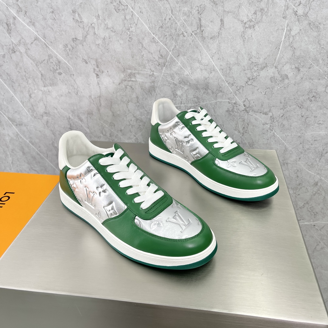 LOUIS VUITTON Rivoli