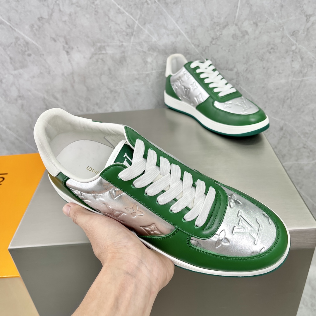 LOUIS VUITTON Rivoli