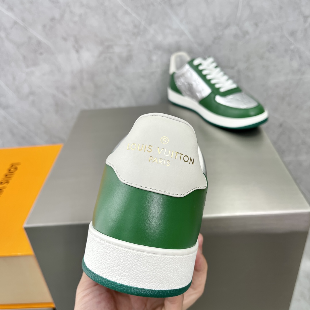 LOUIS VUITTON Rivoli