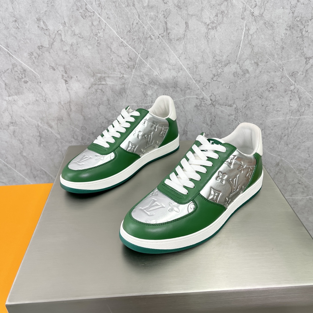 LOUIS VUITTON Rivoli