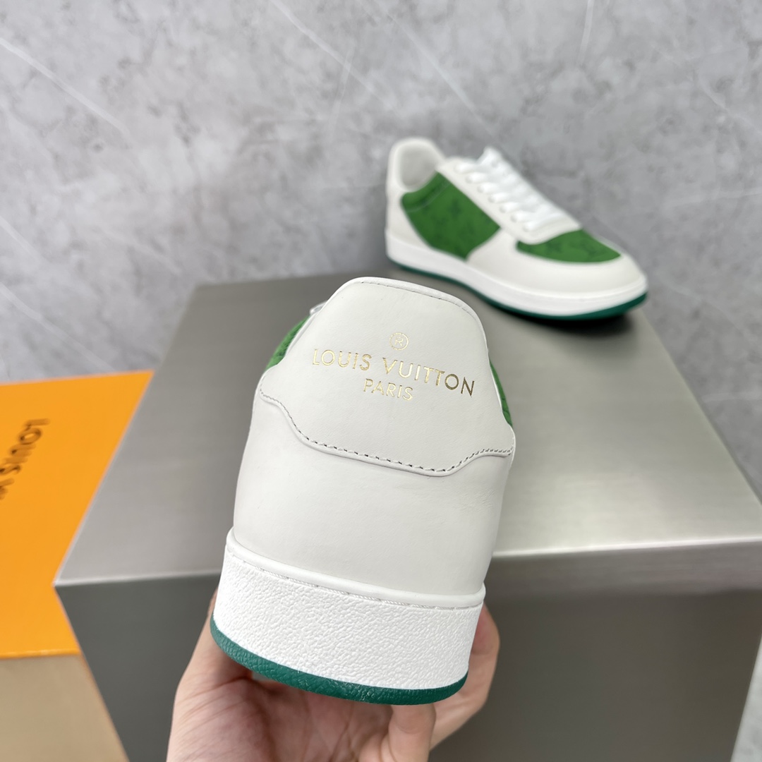 LOUIS VUITTON Rivoli