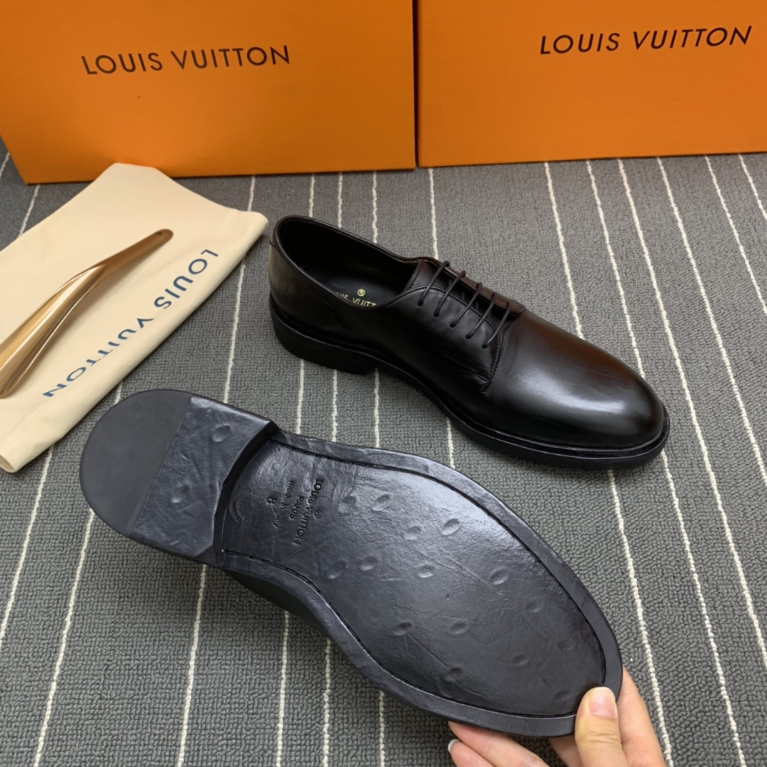 LOUIS VUITTON SHOES 