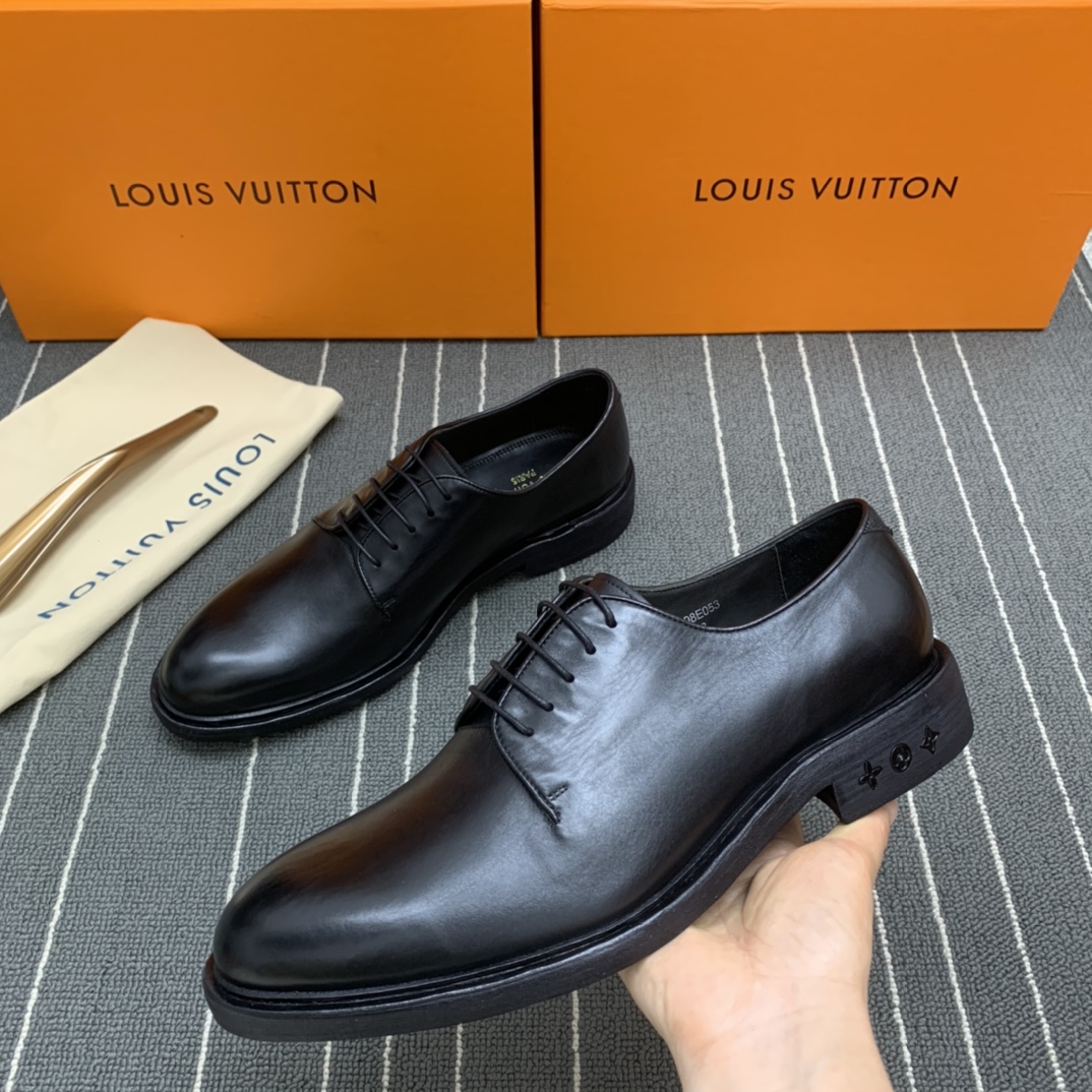 LOUIS VUITTON SHOES 