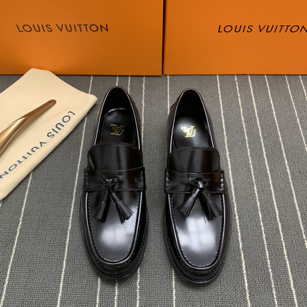 LOUIS VUITTON SHOES 