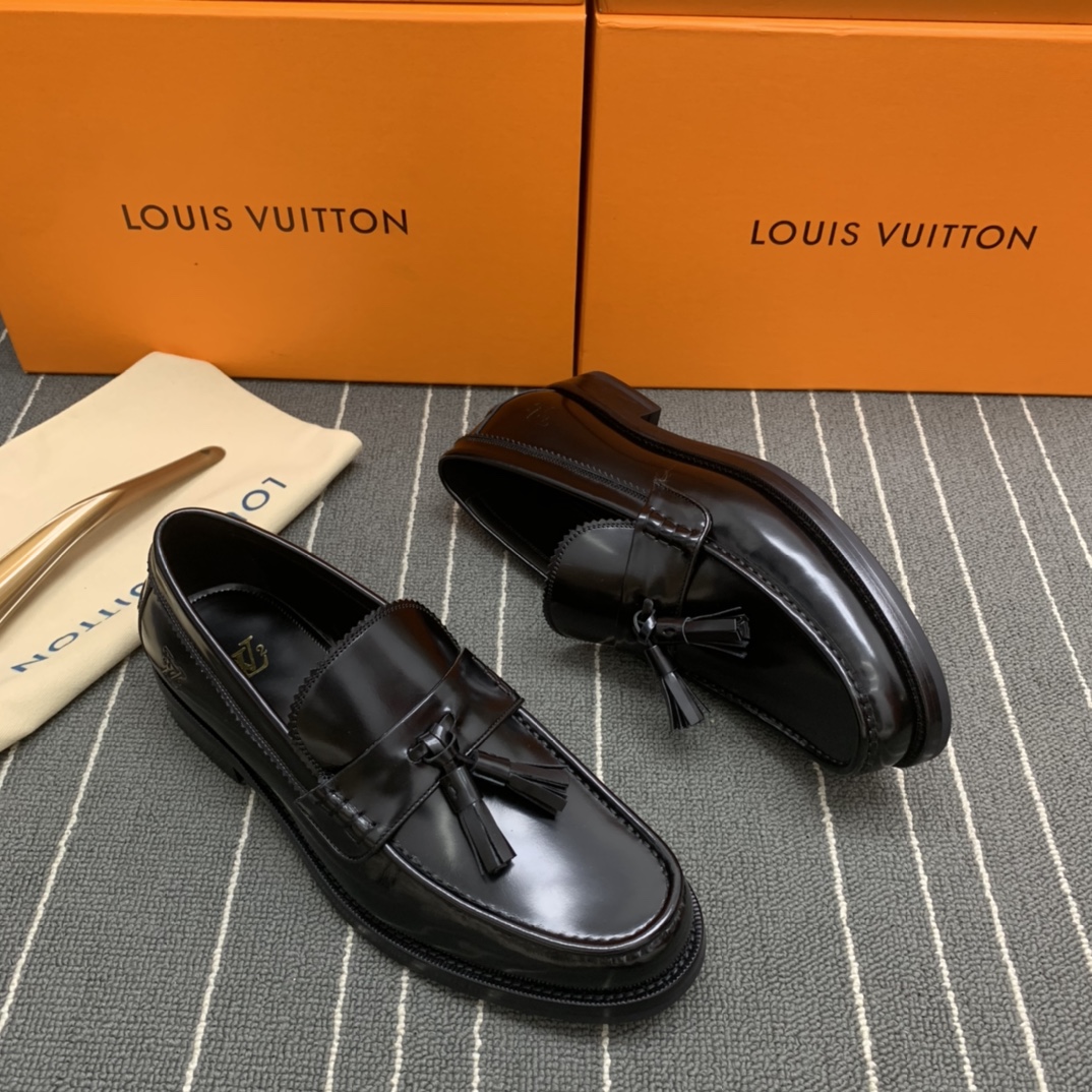 LOUIS VUITTON SHOES 